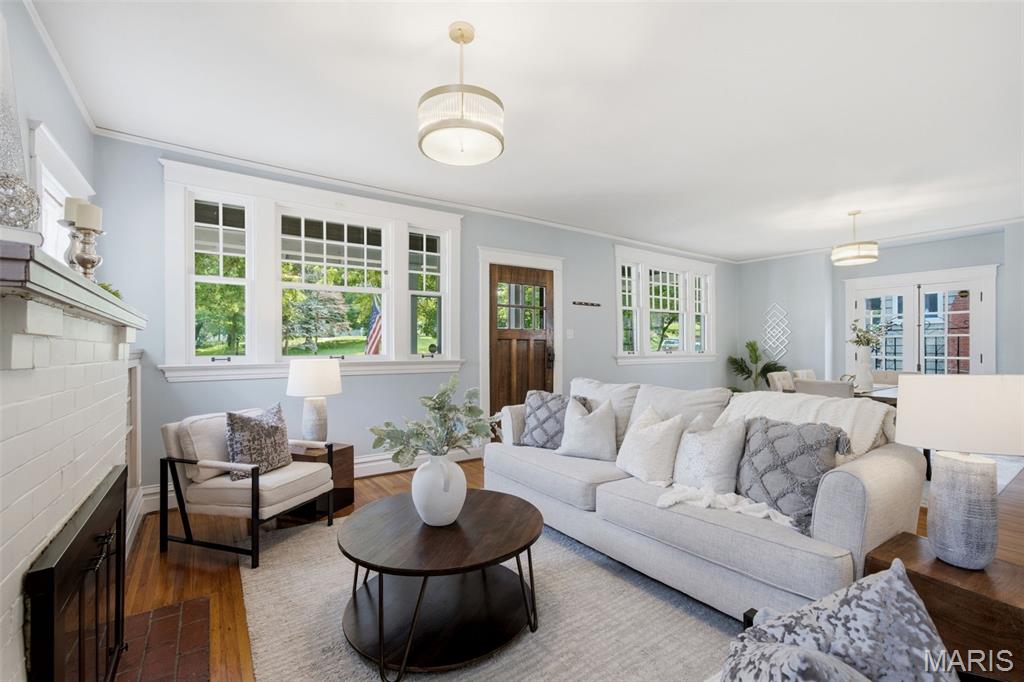 Elm Place - Residential
