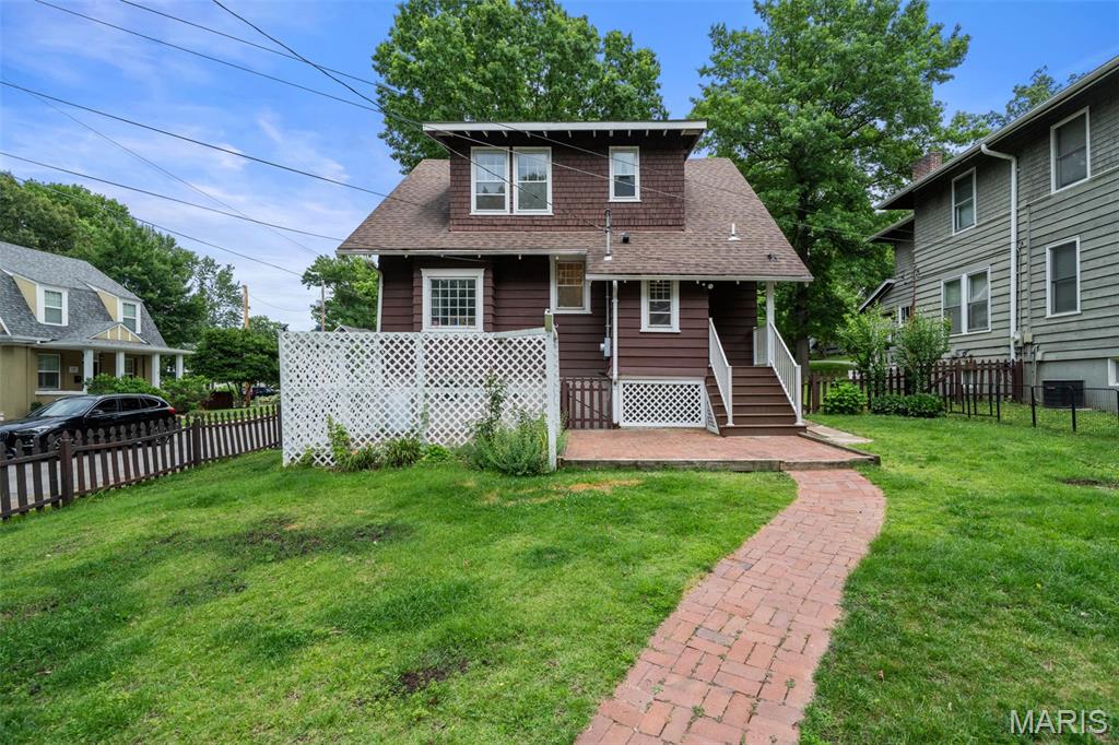 Elm Place - Residential
