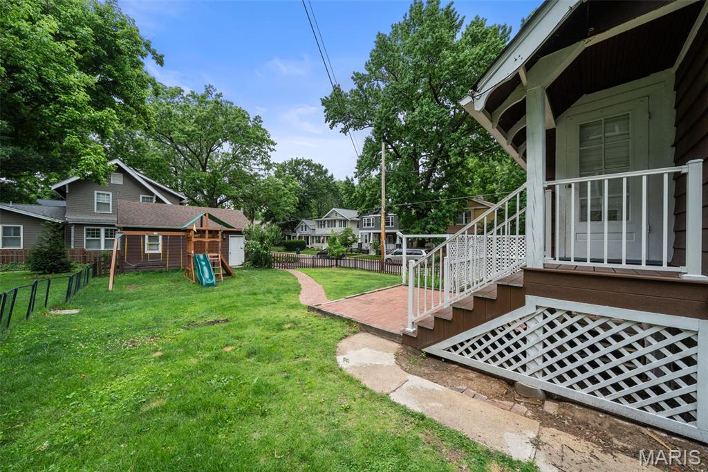 Elm Place - Residential