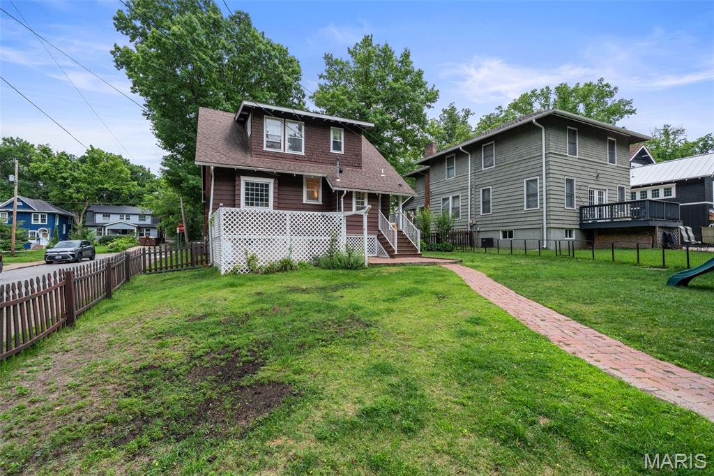 Elm Place - Residential