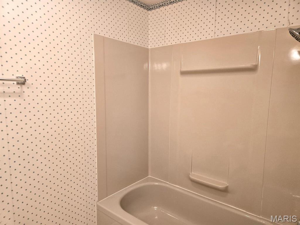 PT OF SW SW - Residential