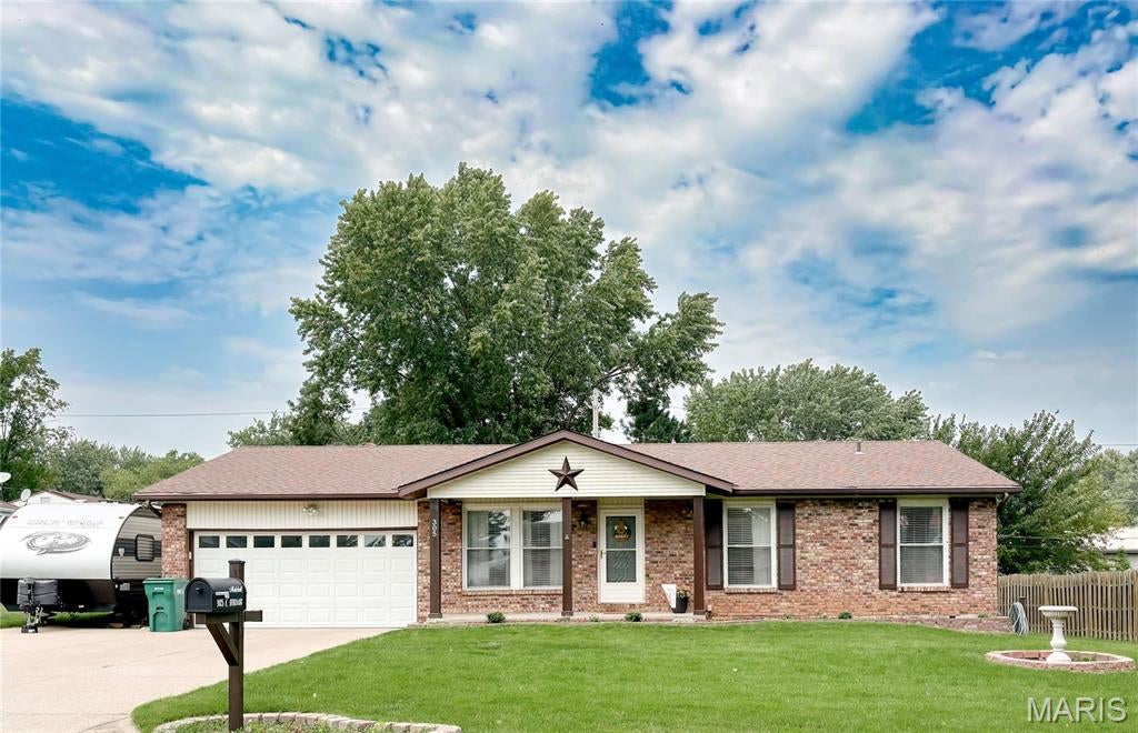 Welcome to 305 W Hillside Farmington MO!  

Step inside to the main level which offers a comfortable layout featuring 2 bedrooms, 3 bathrooms, with a functional design that provides plenty of room for everyday living. 

Downstairs, the full basement offers additional flexibility with finished areas including a sitting room, toy room, bathroom and bonus room. These spaces provide plenty of space for hobbies, an office, storage or whatever fits your needs. 

Outside, you will find a 2 car garage and a deep driveway with ample parking. Out back you will see a fenced back yard, and back patio with a nice sized yard.  The property offers a great combination of indoor space, additional basement areas, and convenient outdoor features. 

This home is ready for new owners.  Schedule your showing today!