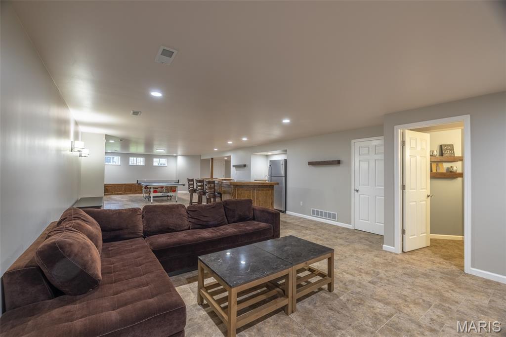 Countryshire #1 - Residential