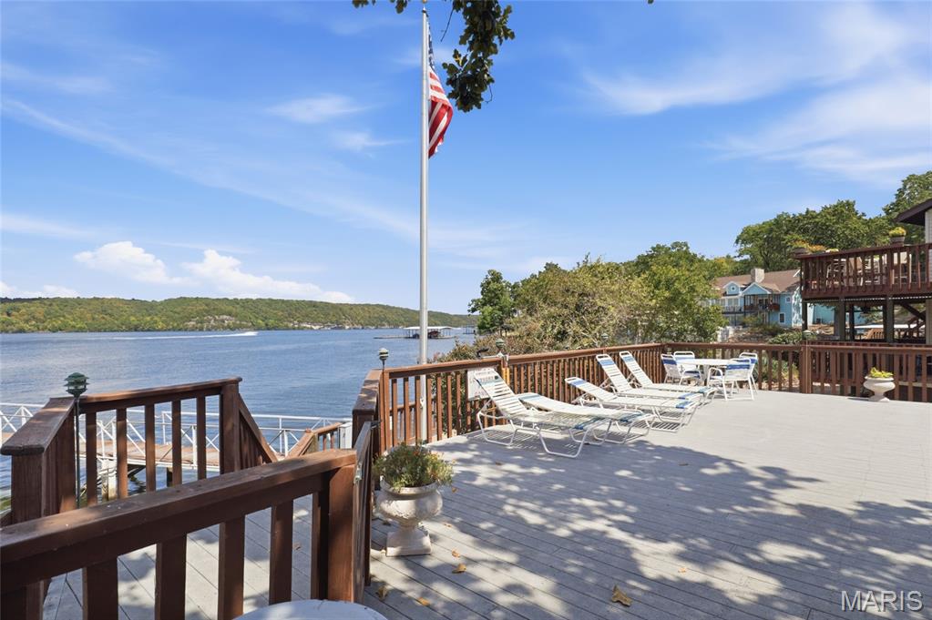 Werston Pointe Residence Condo - Residential