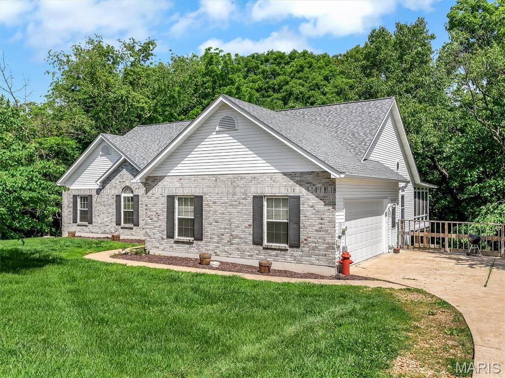 Discover the charm of suburban living at 115 Apache DR, PCFC, MO 63069. Built in 1996, this single-family residence offers a unique opportunity to cultivate your ideal lifestyle in a desirable community. This is more than a house; it's a foundation for your future. With 5 bedrooms and 3 full bathrooms this home is ready to grow into. Inquire today to schedule your private viewing and begin imagining your life at 115 Apache DR.