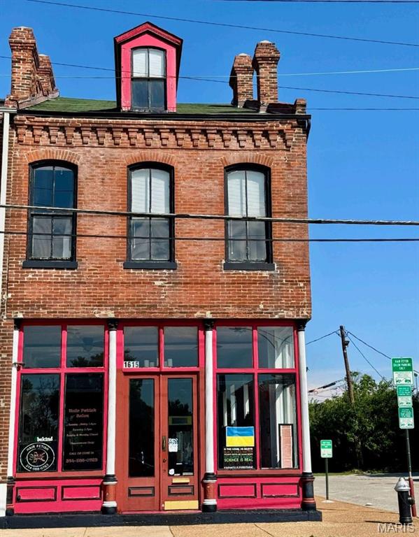 Mixed-Use Investment Opportunity!
A rare mixed-use property offering immediate income potential and long-term value in one of the city's most vibrant neighborhoods.
The ground floor features a fully operational, turnkey hair salon — equipped and ready to run from day one. Whether you're an investor seeking a tenant or an owner-operator ready to step in, everything is in place.
Above, two thoughtfully designed 1 bed / 1.5 bath residential units offer comfortable, modern living with in-unit washer/dryer and soaring lofted ceilings that lend an open, airy character to each space. The occupied apartment is larger than the vacant unit.
Adding exceptional value, the property comes with nine deeded off-street parking spaces — a premium asset in any urban setting and a strong draw for tenants and customers alike. Owner owns half of the side street you will see there is private parking mark with signs beside the building.  The other half os the street is owned by the other business on the other side of the street.  The street was vacated by the city and sold to the owner of this building and the other owner of the other building opposite side of the street.
Situated steps from the beloved Soulard Farmers Market, this location pulses with authentic neighborhood energy every day of the week, and especially on Saturdays when the market is in full swing. Walkability, community, and character — this address delivers all three.
A turnkey investment in a thriving, historic district. Properties like this don't last.