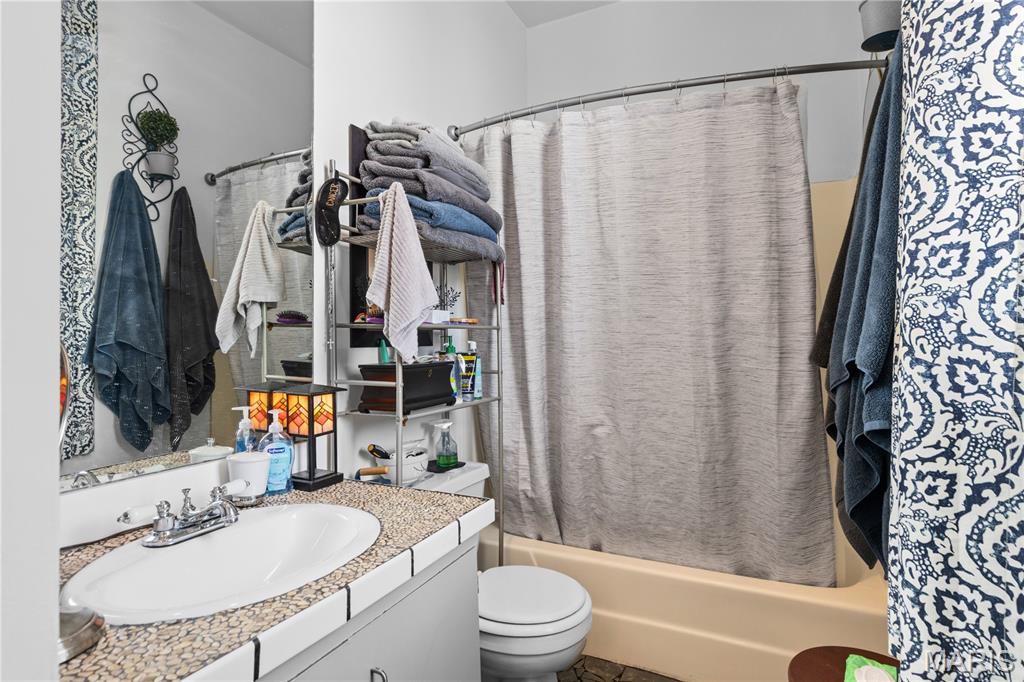 Soulards Julia Add - Residential Income