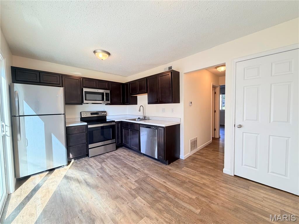 Bonfils Add - Residential Income