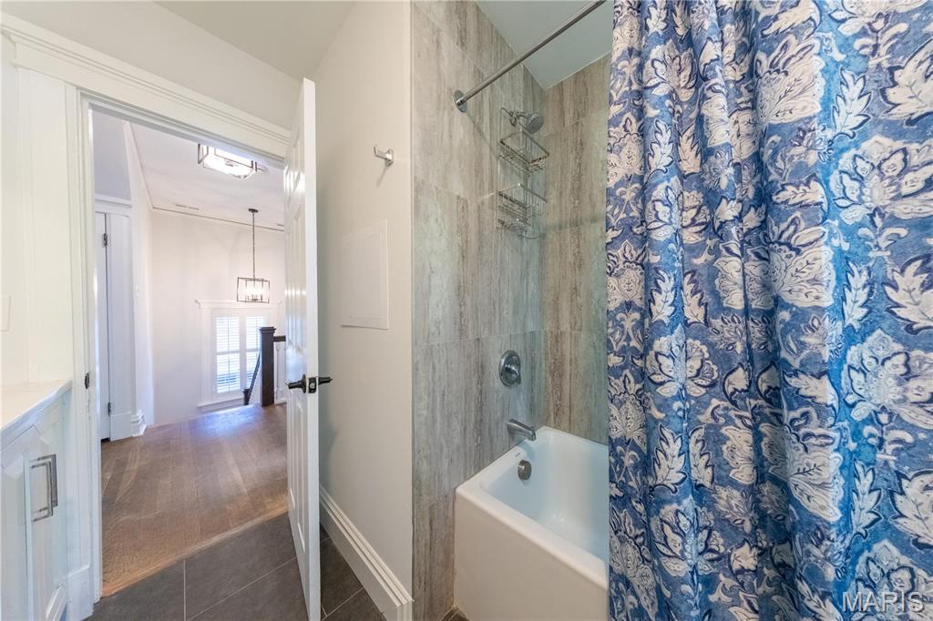 West Portland Place - Residential