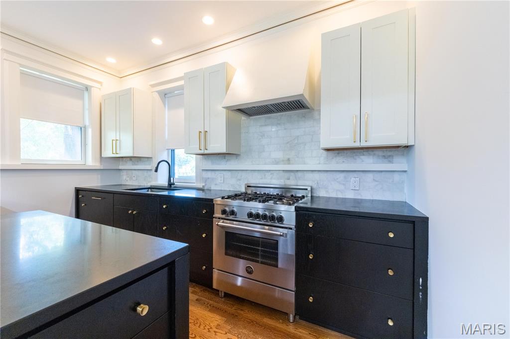 West Portland Place - Residential