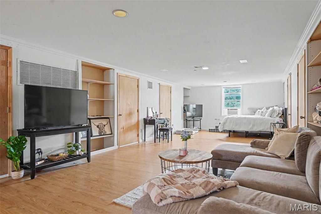 Lewis Estates - Residential