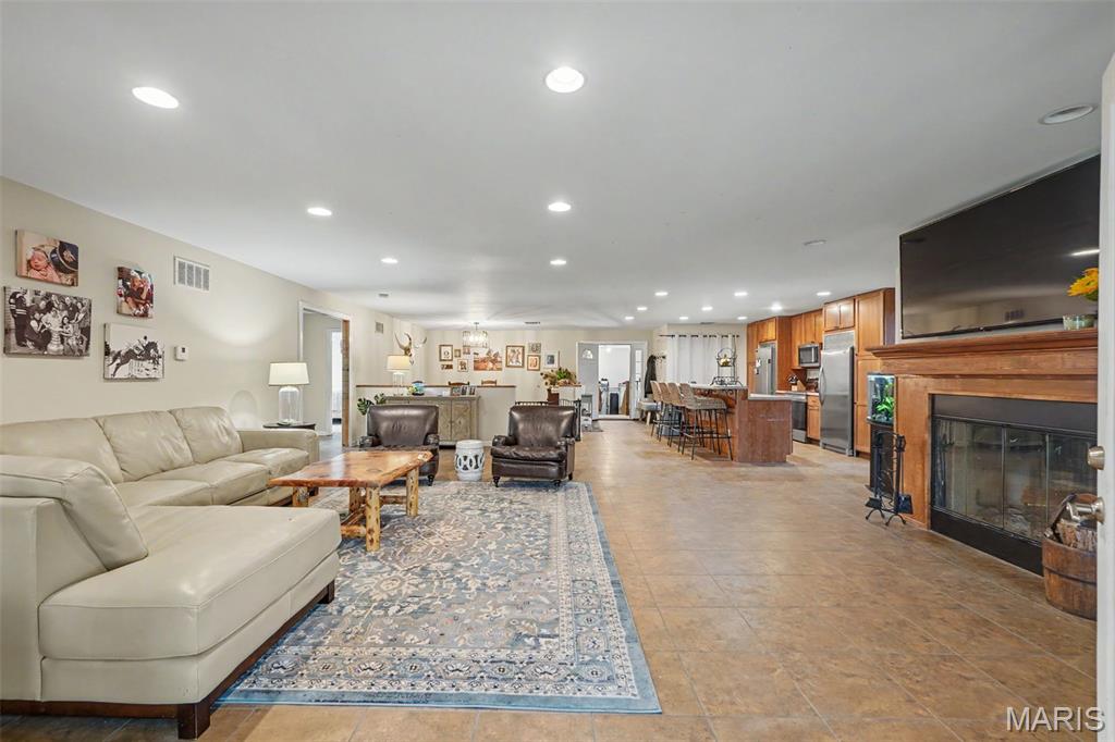 Lewis Estates - Residential