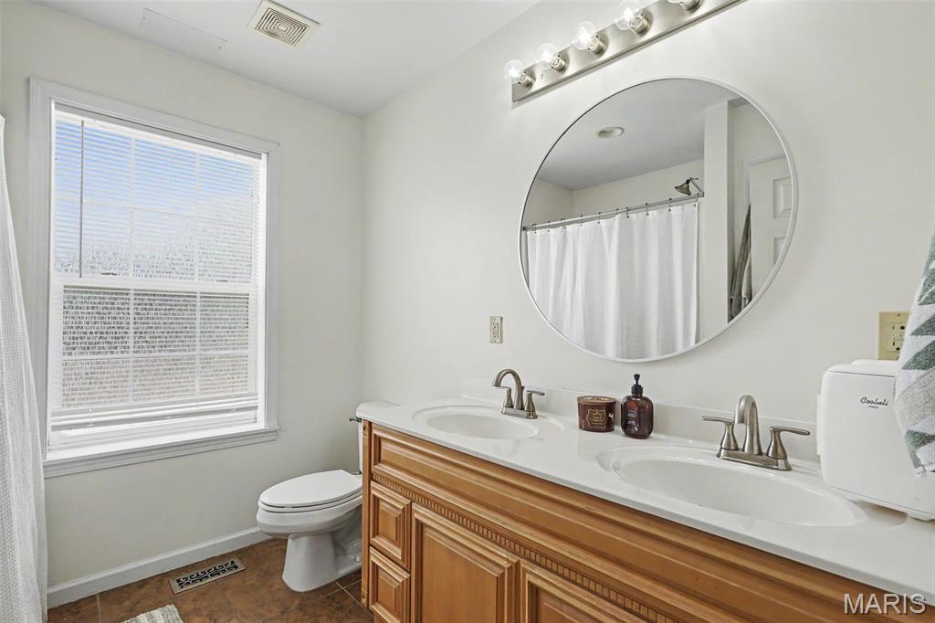 Lewis Estates - Residential