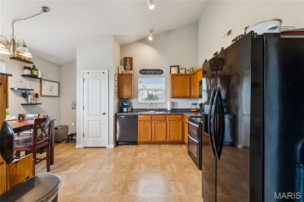Montecito Village C Bldg 8c - Residential