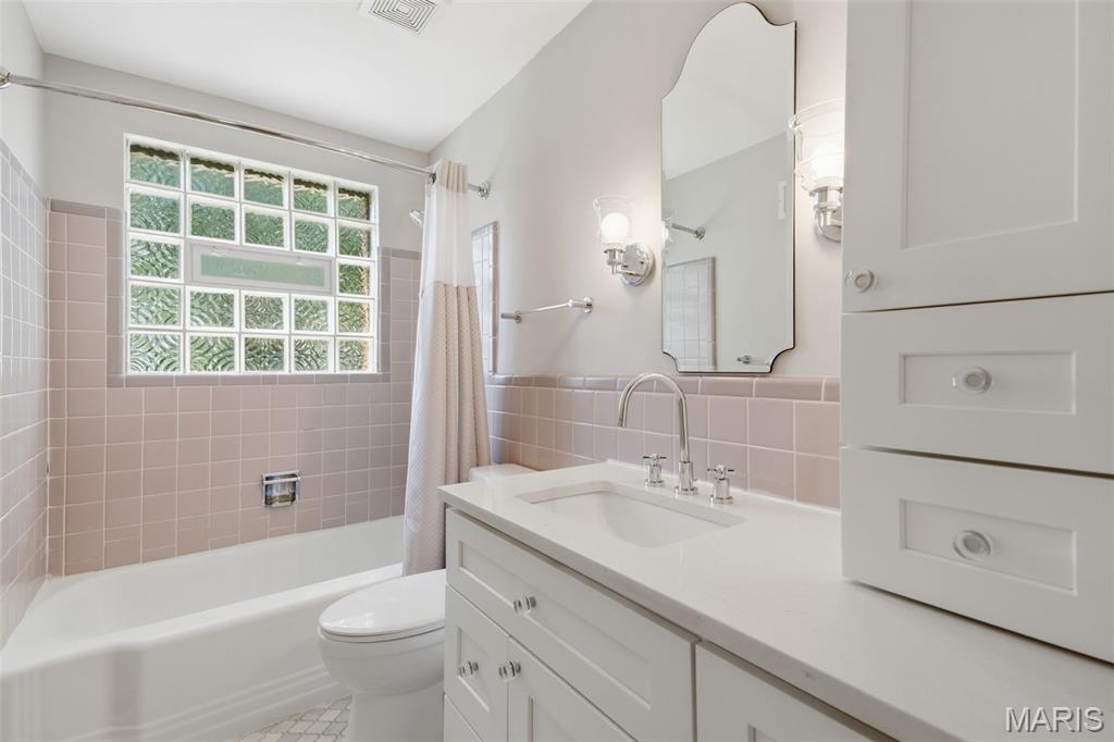 Woodlawn Terrace 2 - Residential