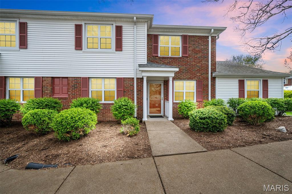 Welcome home to 9073 West Swan- one of the few units in Brentwood Forest with 2 bedrooms and 2 FULL bathrooms!!!!  Sophisticated Living in the Heart of Brentwood Forest - This impeccably updated townhome offers a rare fusion of timeless charm and modern convenience.  Step into a light-filled living room with newer flooring for a warm, sophisticated ambiance.  The updated kitchen and dining area open to a pation for relaxing afternoons. The first bedroom is located on the main floor, as is the laundry,  while upstairs you will find the second large bedroom and second full bathroom.  Enjoy resort-style amenities: two pools, tennis courts, scenic walking trails, & clubhouse, surrounded by beautifully landscaped grounds.  Walk to Whole Foods, First Watch, and OB Clarks for Cardinal or Blues games!  Not to mention the easy access to Trader Joe’s and Target.  Ample parking and meticulously maintained surroundings complete the picture of upscale suburban living. Whether you're seeking a stylish retreat or a sophisticated place to call home, welcome to the perfect blend of comfort, design, & location.
