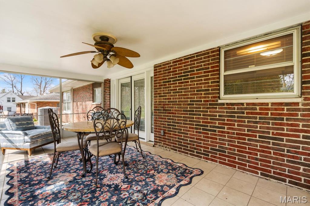 Country Club - Residential