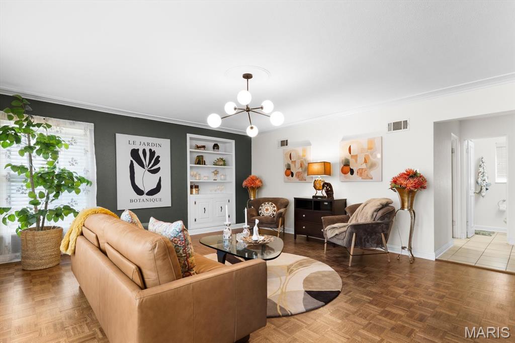 Country Club - Residential