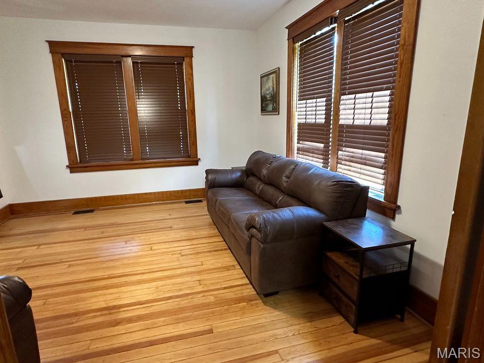 J H Schultes - Residential Lease