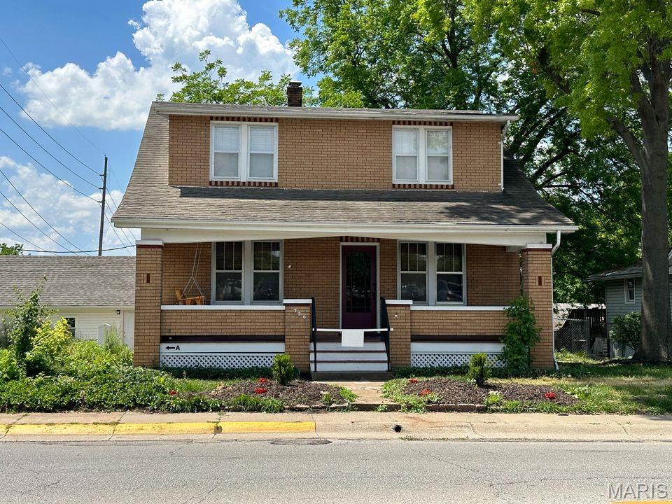 Coming soon! This 2 bedroom, 1 bath apartment featuring an insulated two-car garage and a covered porch. Located just minutes from shops, local restaurants, and scenic public parks providing both convenience and charm.