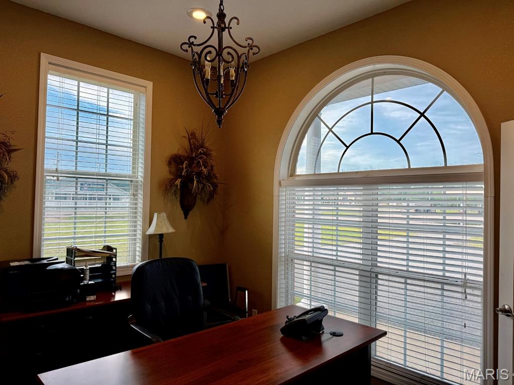n/a - Commercial Sale