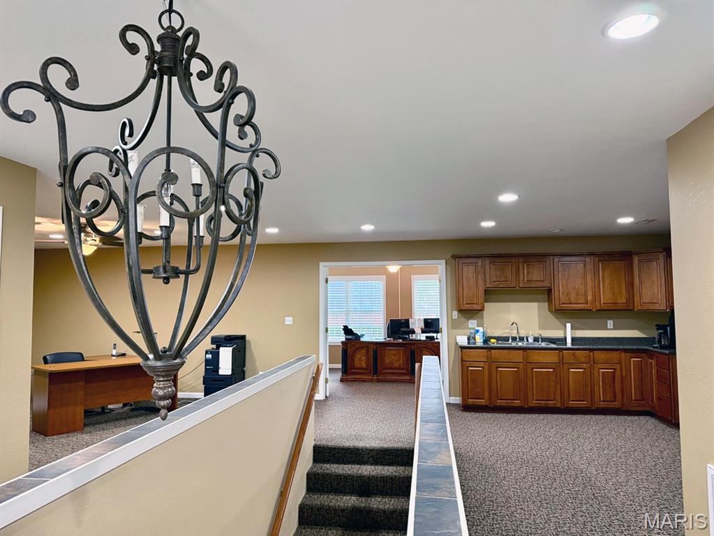 n/a - Commercial Sale