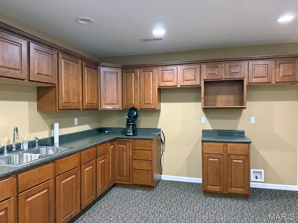 n/a - Commercial Sale
