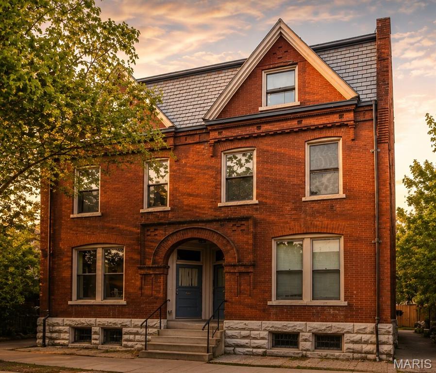 100% LEASED | FULLY FURNISHED | HISTORIC SOULARD. A turnkey 4-unit furnished property 922-924 Allen Avenue, offered individually at $840,000. Four-family residence taken to the studs in 2018 - new HVAC, electric, plumbing and roof - and leased FURNISHED to traveling nurses and corporate professionals whose rent is paid by employer housing stipends: premium rents with a zero-collection-loss track record. Four furnished one-bedroom flats renting $1,600-$1,950/mo ($6,950/mo, $83,400/yr scheduled). Every unit delivers in-unit laundry, updated kitchens, hardwood floors, central air and private decks/patio, plus off-street parking and basement storage. THE UPSIDE: SSM Health SLU and BJC/Barnes-Jewish hospitals are minutes away (endless travel-nurse demand), and Soulard has virtually NO hotels - so these turnkey furnished units can flip to short-term/Airbnb on day one (seller has never operated STR). Walk to McGurk's, Molly's, the Farmers Market and the Anheuser-Busch Brewery in St. Louis's most walkable, Mardi Gras-famous neighborhood. Also available as part of the full 922-926 Allen 7-unit package.