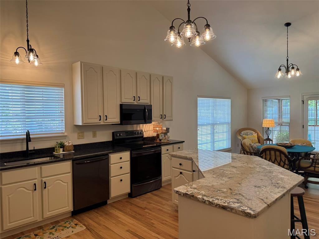 Eagle Rock Village - Residential