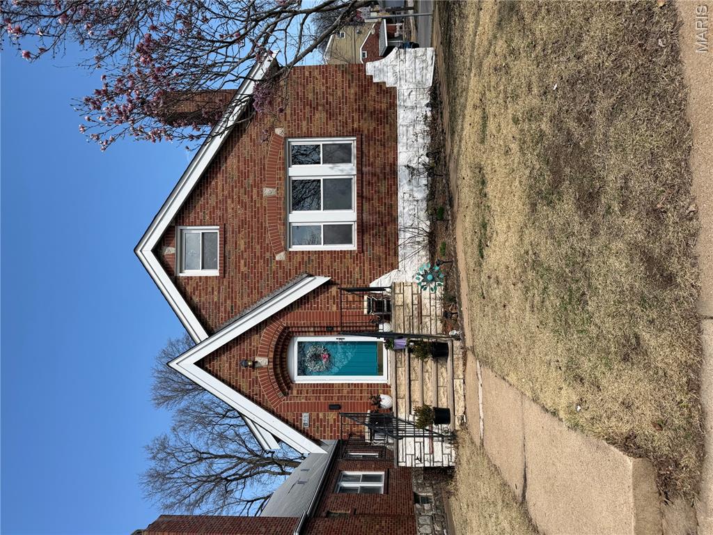 Adorable Northampton gingerbread for LEASE 2+ bedroom, 2 full bath home has so much living space! Set on a corner lot, this home has great natural light all day long. With 2+ bedrooms and 2 full baths there's plenty of space to spread out. The first floor is ideal for entertaining with a large south facing living room which opens into a bright dining room. The kitchen has plenty of storage and prep space. Primary bedroom on the main level with FULL BATH. 2nd bedroom was turned into open dining space off kitchen Upstairs is a great landing area/flex space and two more bedrooms with another FULL BATH. Gleaming wood floors, crown molding, stained glass and paneled doors create historic charm.  The screened in porch, privacy fence and concrete patio make the backyard perfect for hanging out.  One car garage!  Close to Hampton Village, Tilles Park and Ted Drewes. Walk down Macklind to the Copper Pig and Russell's Cafe. Great place to work and play!!