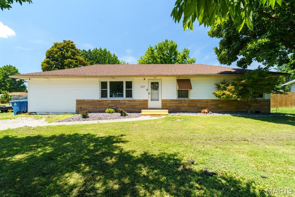 Welcome to 4027 Melrose, this home has so much to offer, tucked away in a small area of granite city, still close to town. This home is designed with an open central core for family gatherings. Through its many renovations inside and outside, you will enjoy the comfort of knowing you are moving into a home with a brand new roof and new siding. The home sits on 3 lots and could welcome a very large 2 or 3 car garage, if wanted which could be a property value increase. This home has 4 bedrooms and 2 full baths, and also has new furnace and A/C. Owners has recently updated some flooring and freshly painted walls, replaced doors and has brand new front door. Home is being sold with the extra parcel 22-2-20-05-18-302-005. owners need 24 hour notice and are currently looking for a new home of choice.