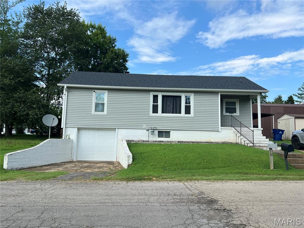 Charming 2 bed, 2 bath home with tons of living space. There is a living room/dining combo, kitchen, & huge family room. Lots of updates and super cute house.