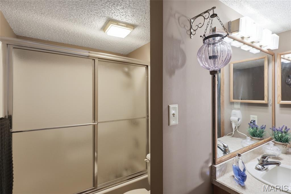 Four Seasons Racquet Club - Residential
