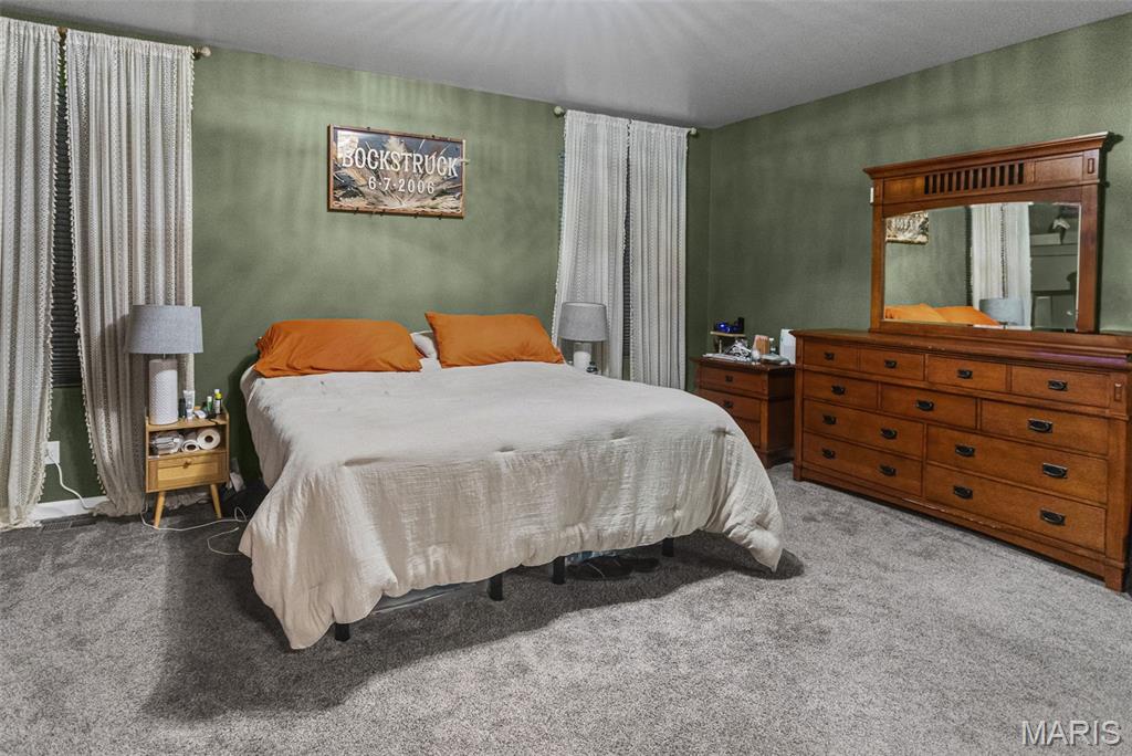 SANDPIPER MEADOWS OF GRAFTON HILLS - Residential