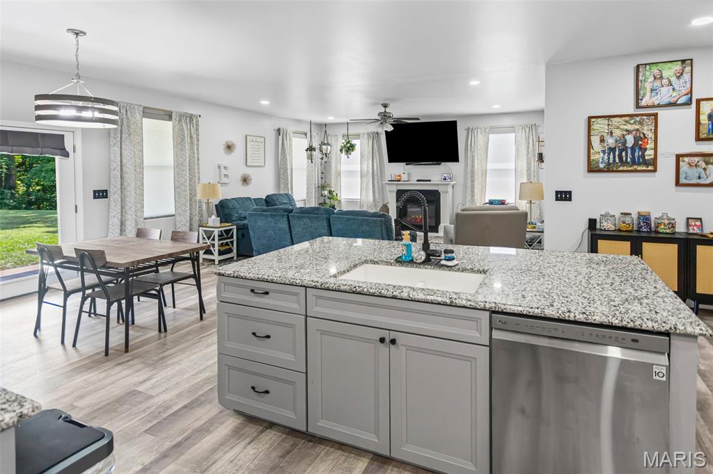 SANDPIPER MEADOWS OF GRAFTON HILLS - Residential
