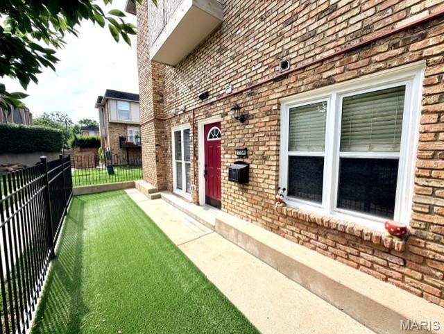 Villas On Olive Condo - Residential