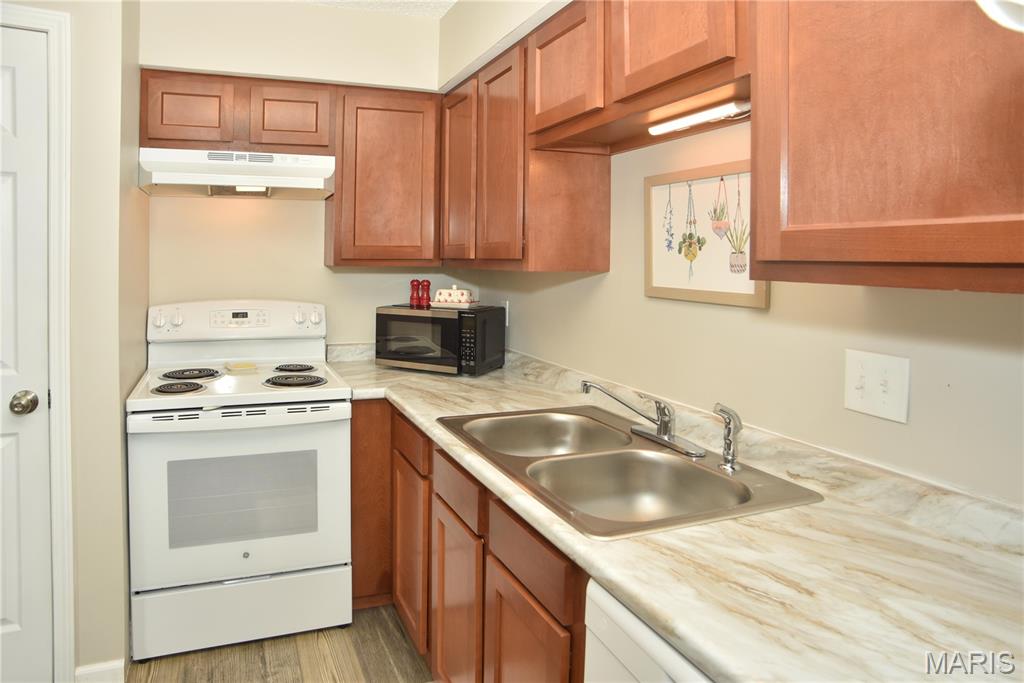 St Peters Condos Ph13 - Residential