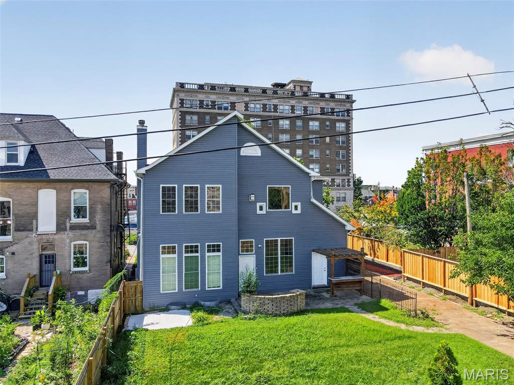 Oakland Place Add - Residential