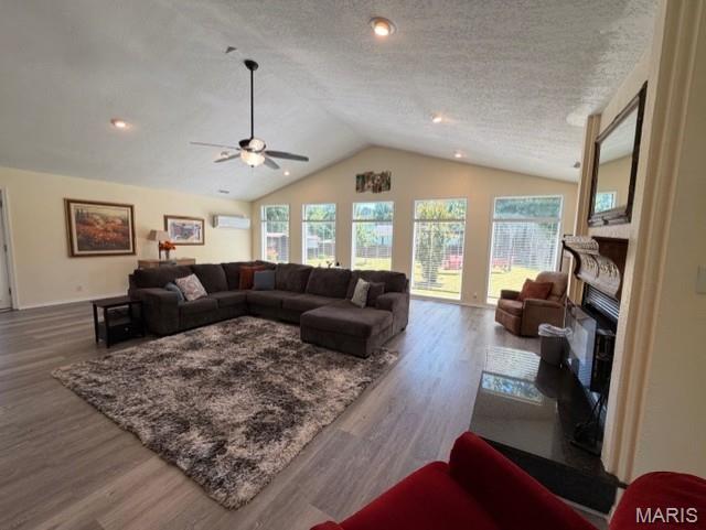 Batson Mini Farms 4th Add - Residential