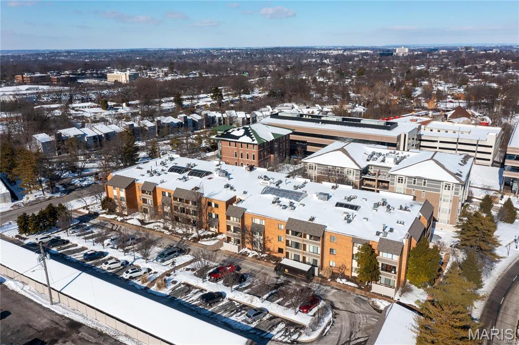 Courtland Hall Condo - Residential