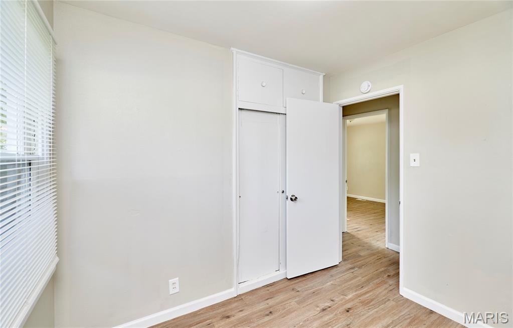 Oakwood Park 2 - Residential Lease