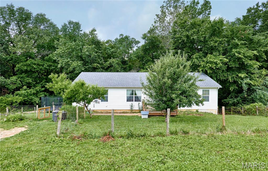 White Fence - Residential