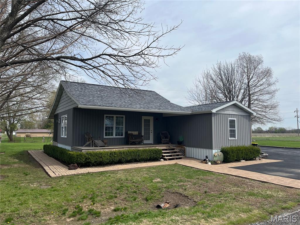 “Cute” doesn’t even come close to describing this home! Tastefully designed and constructed in 2018, this home is in excellent condition and is turnkey with all of the high-end appliances included in the sale. You’ll love everything about the property – the beautiful kitchen cabinets and solid surface countertops, farmhouse touches throughout; stylish bathroom, the screened-in porch! There’s plenty of storage in the detached 24’x24’ garage. Enjoy all of this on a large corner lot in Berdan, just minutes from Carrollton.