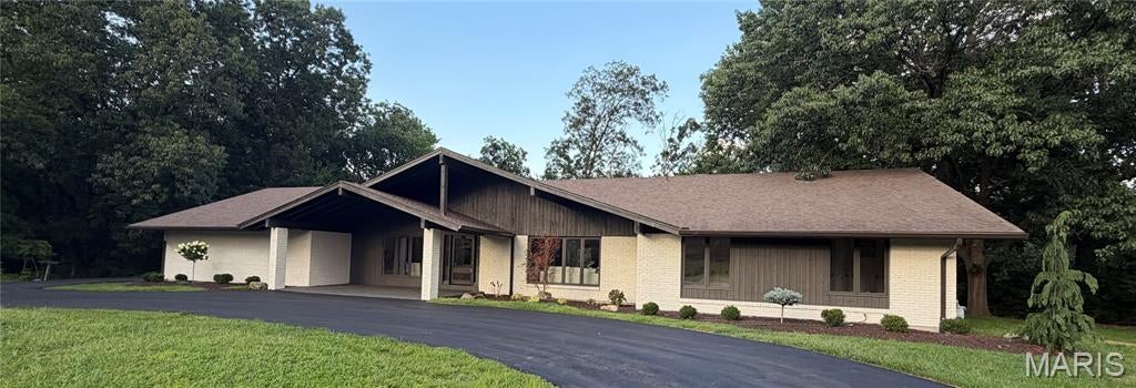 Meadowbrook Country Club Estates - Residential