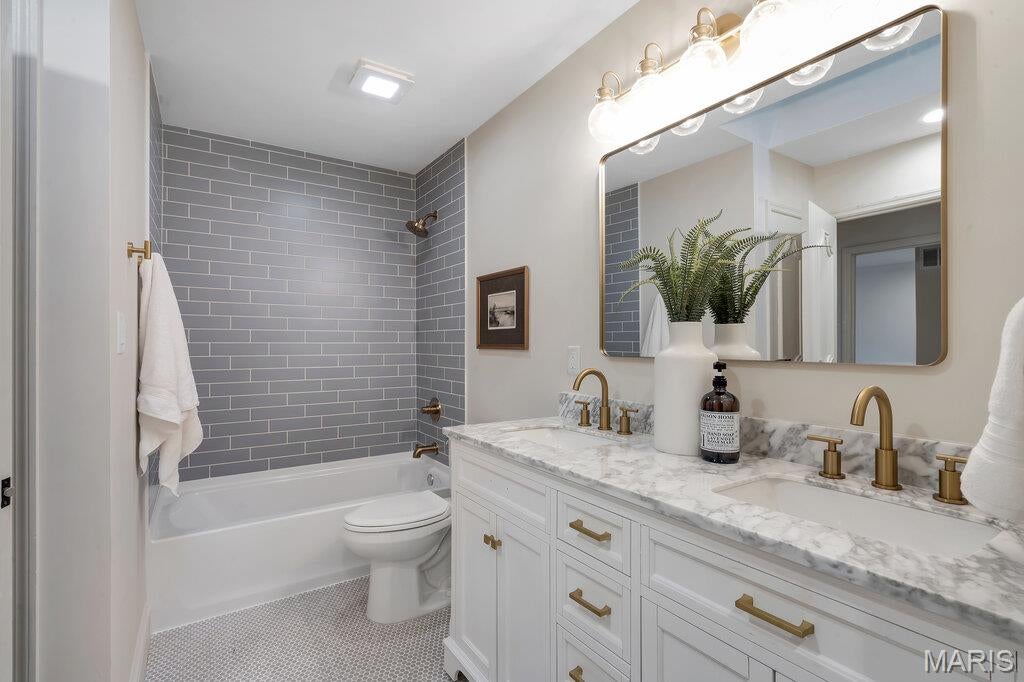 Meadowbrook Country Club Estates - Residential