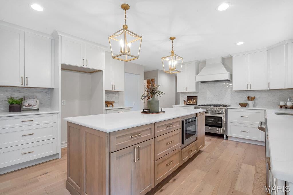 Meadowbrook Country Club Estates - Residential