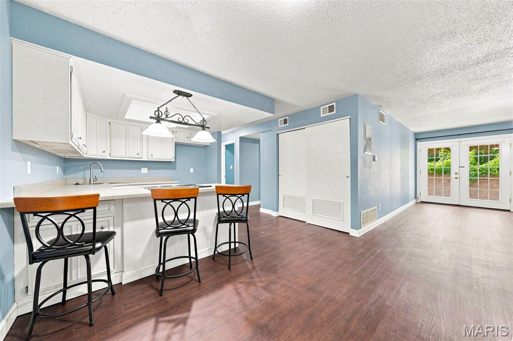 Heritage Garden Condos - Residential