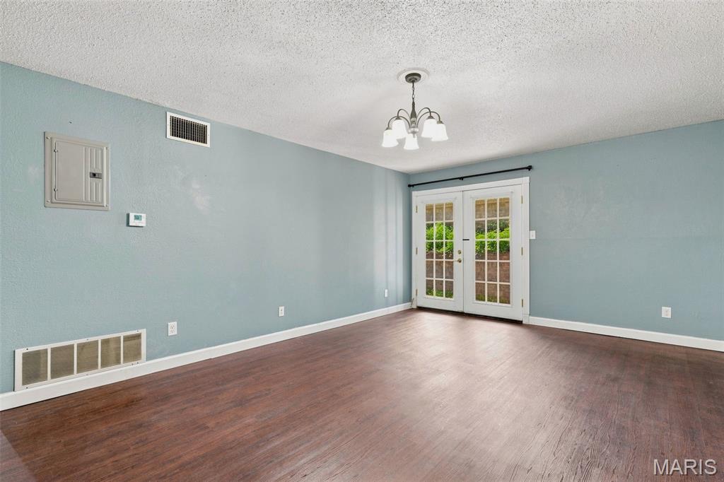 Heritage Garden Condos - Residential