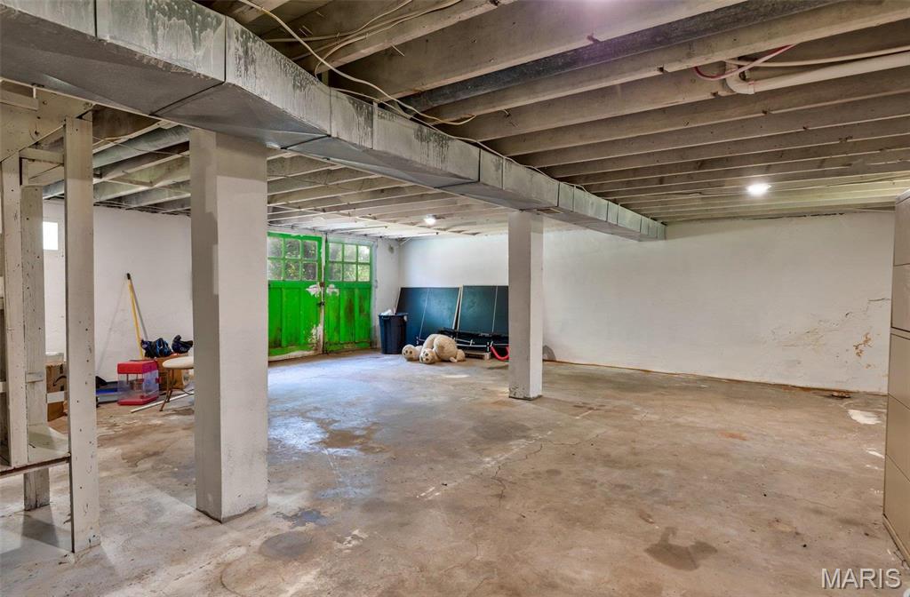 n - Commercial Sale