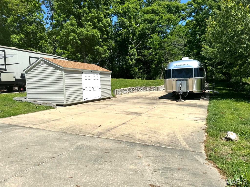 Adventure Out RV Park - Land